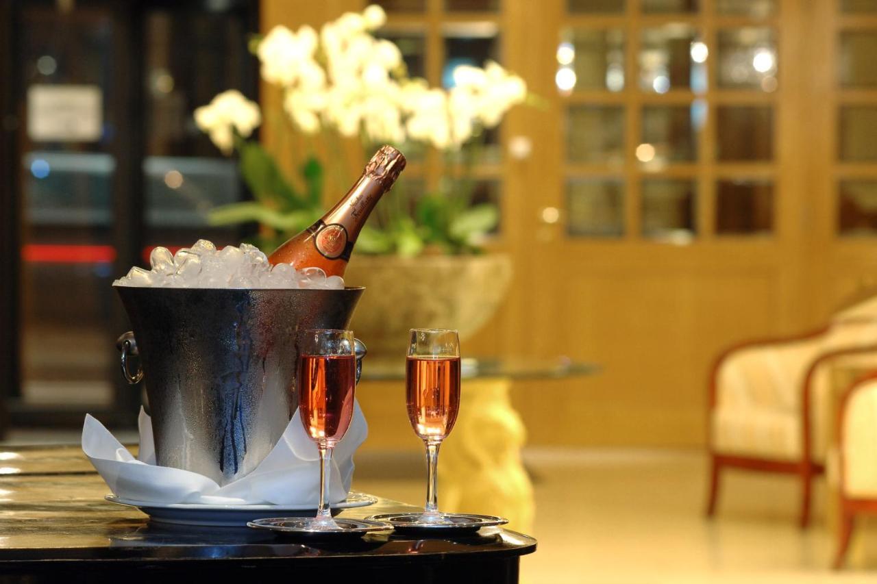 호텔 르 샤틀랭 브뤼셀 외부 사진 Champagne