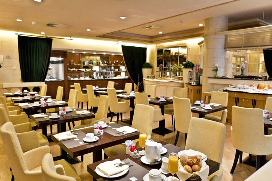 호텔 르 샤틀랭 브뤼셀 외부 사진 The restaurant